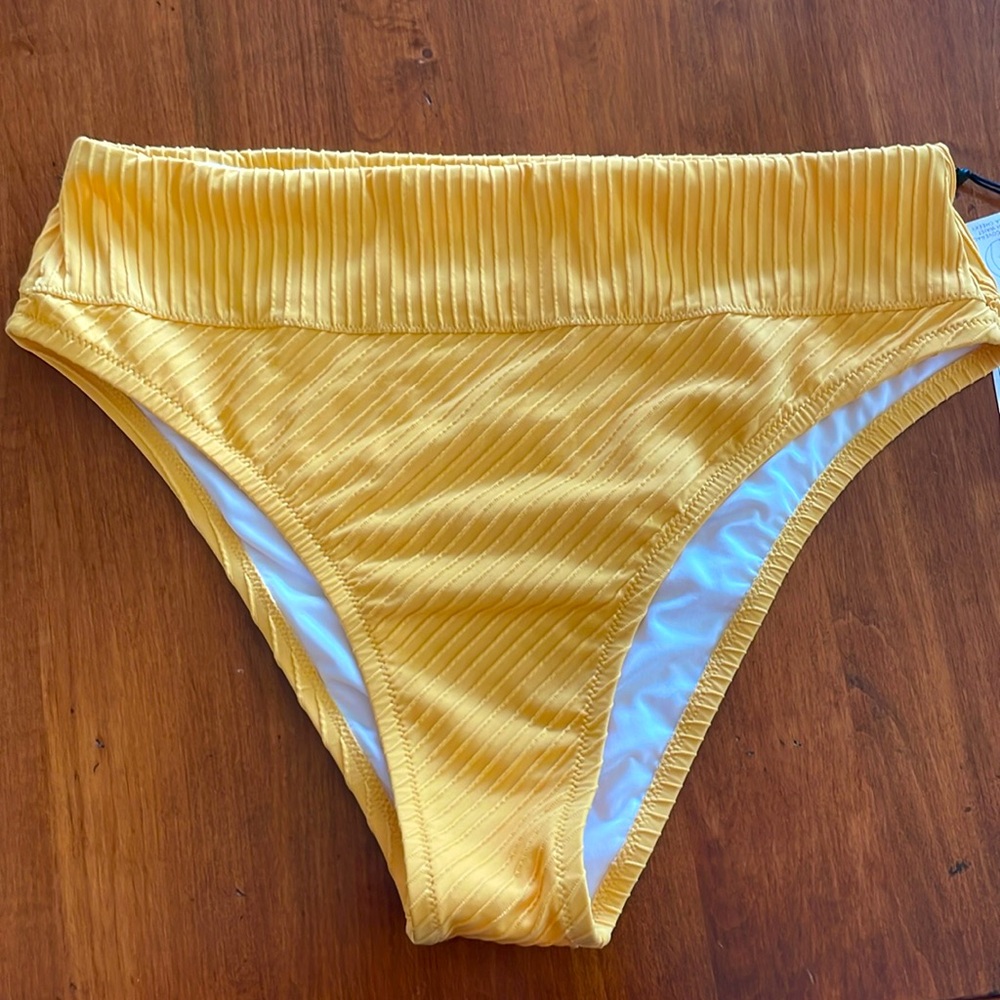 Shade and Shore bikini bottoms